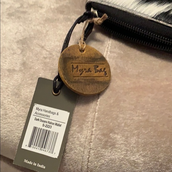 Myra Black, white hairon leather wallet, handmade - Picture 6 of 10